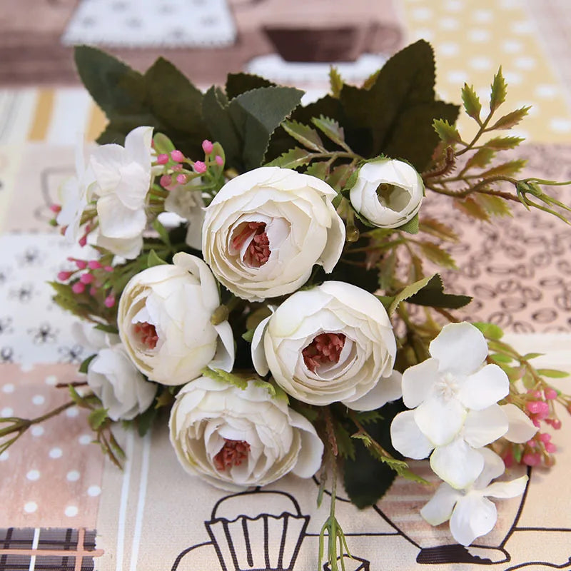 Herbstliche Künstliche Teerosen & Gerbera Seidenblumen – Kunstblumenstrauß für Hochzeit, Zuhause & Raumdekoration Kaufschwan® Hellrosa mit Weiß