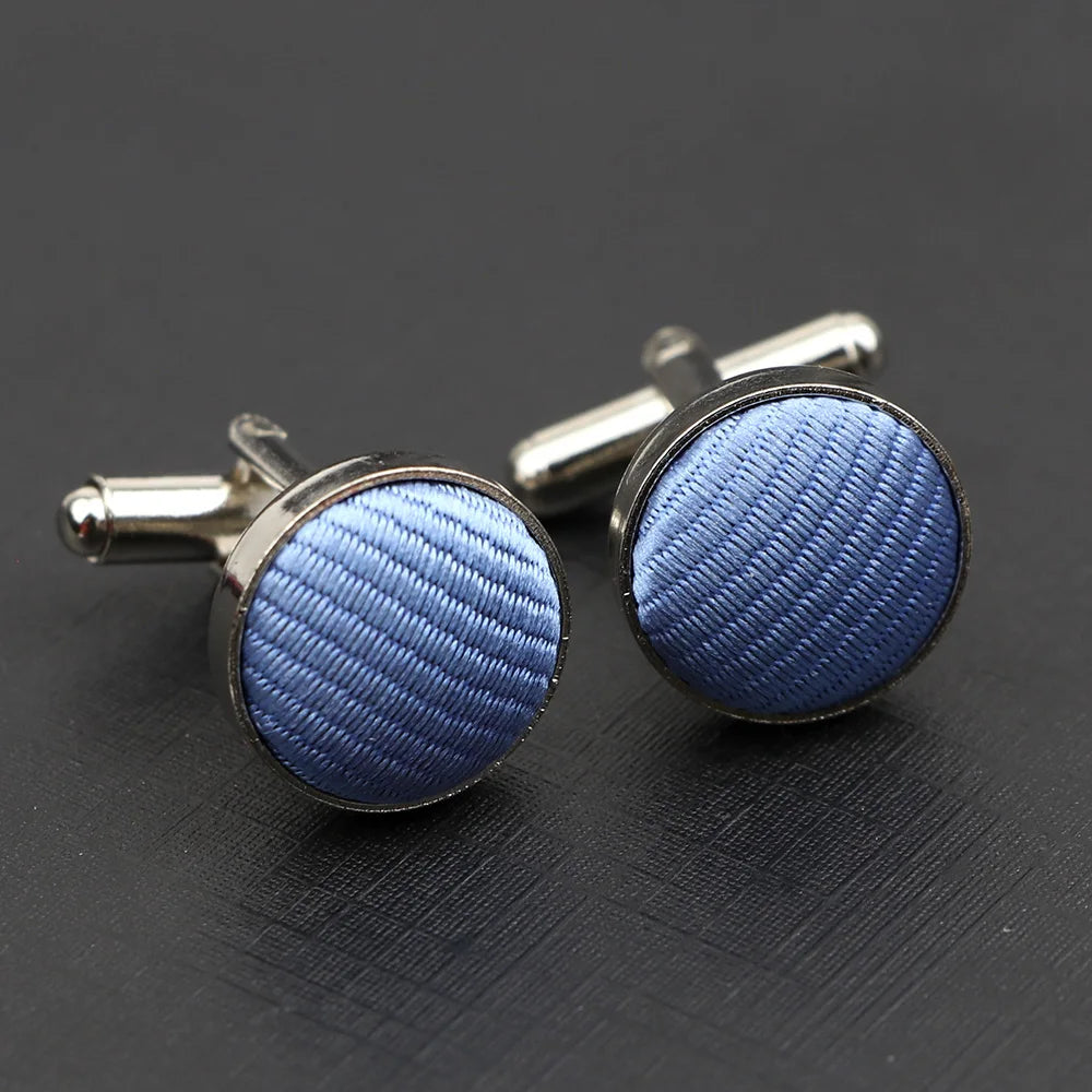 Klassische Herren Manschettenknöpfe mit Streifen- & Karomuster | Hochwertige Markenoptik – Elegante Ärmelknöpfe für Business & Hochzeit Kaufschwan® Hellblau