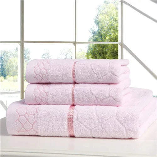 3-teiliges Baumwoll Handtuch Set – 2 Gesichtstücher (34×72cm) + 1 Großes Duschtuch (70×140cm) | Weich, Saugfähig & Stilvolles Rosa Geometrisches Design Kaufschwan® Rosa 34*72* + 70*140cm