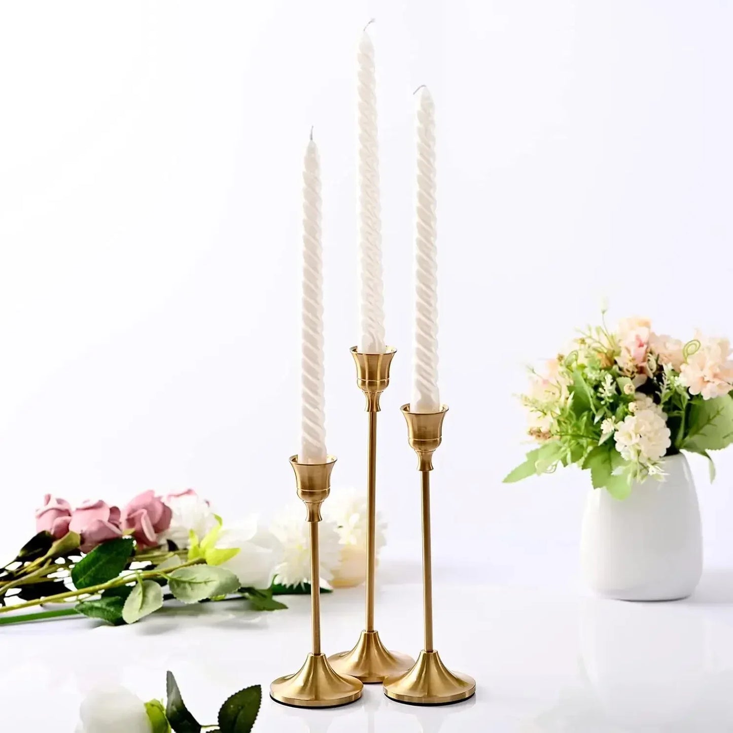 Set aus 3 Vintage Metall Aluminium Kerzenhaltern – Elegante Tischdekoration für Hochzeit, Zuhause & Hotel Kaufschwan®