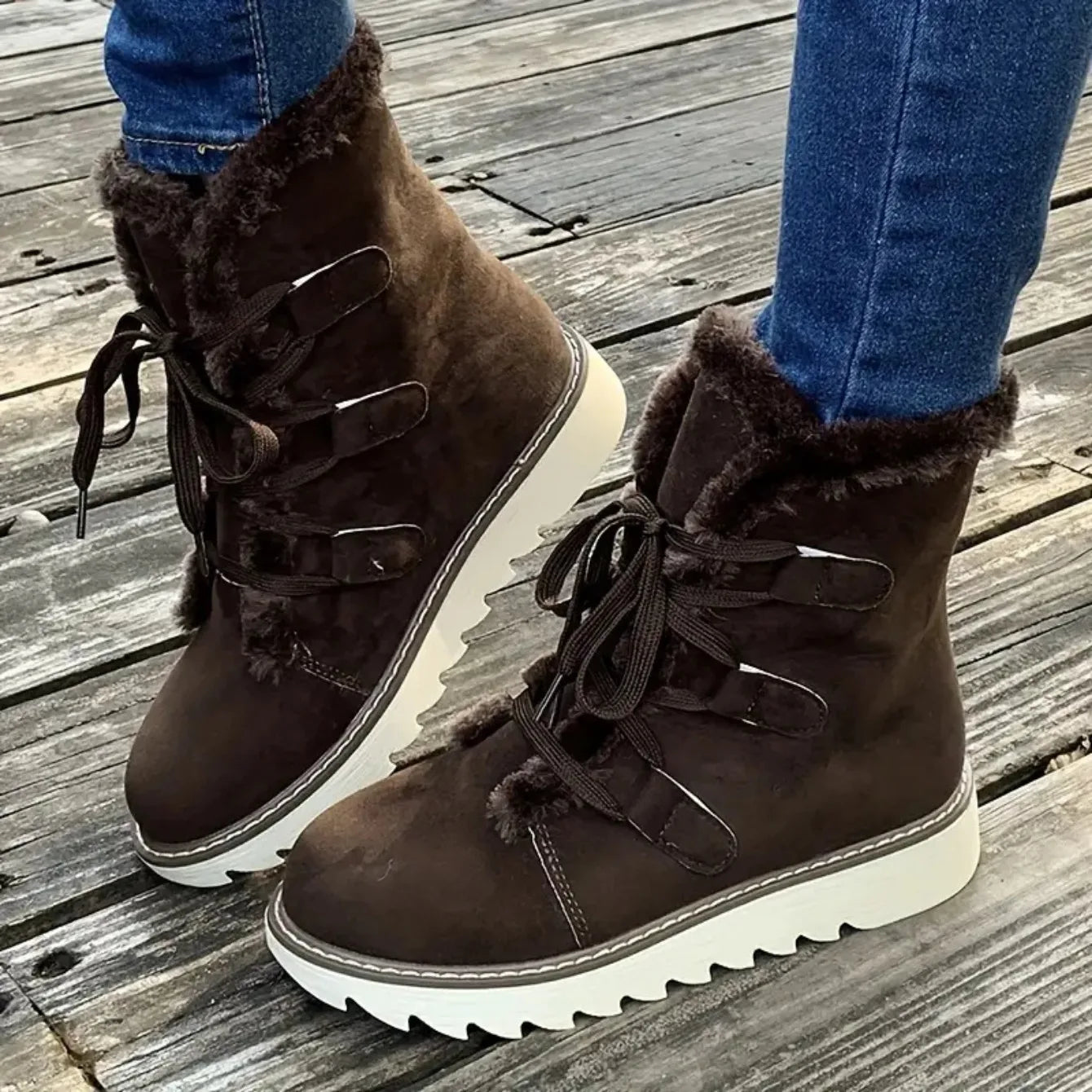 Damen Winter Schneestiefel – Wasserdichte Mittelhohe Schnürstiefel | Wärmeisolierte Outdoor Schuhe mit Kunstfell Futter & Rutschfester Sohle Kaufschwan® Dunkelbraun 36