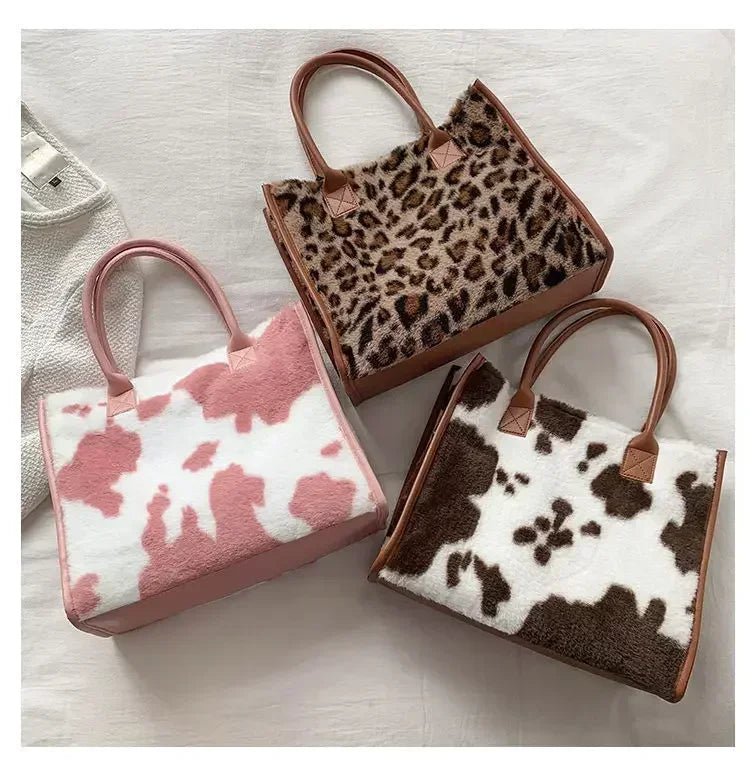 Damen Handtasche aus Weichem Plüsch – Winter Tote mit Leoparden- & Kuhmuster | Flauschige PU Leder Unterarm Schultertasche Kaufschwan®