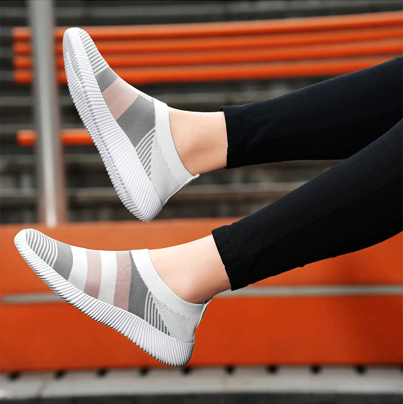 Damen Slip-On Sneaker – Hochwertige Freizeitschuhe | Bequeme Loafer für Spaziergänge | Übergrößen bis 44 Kaufschwan®