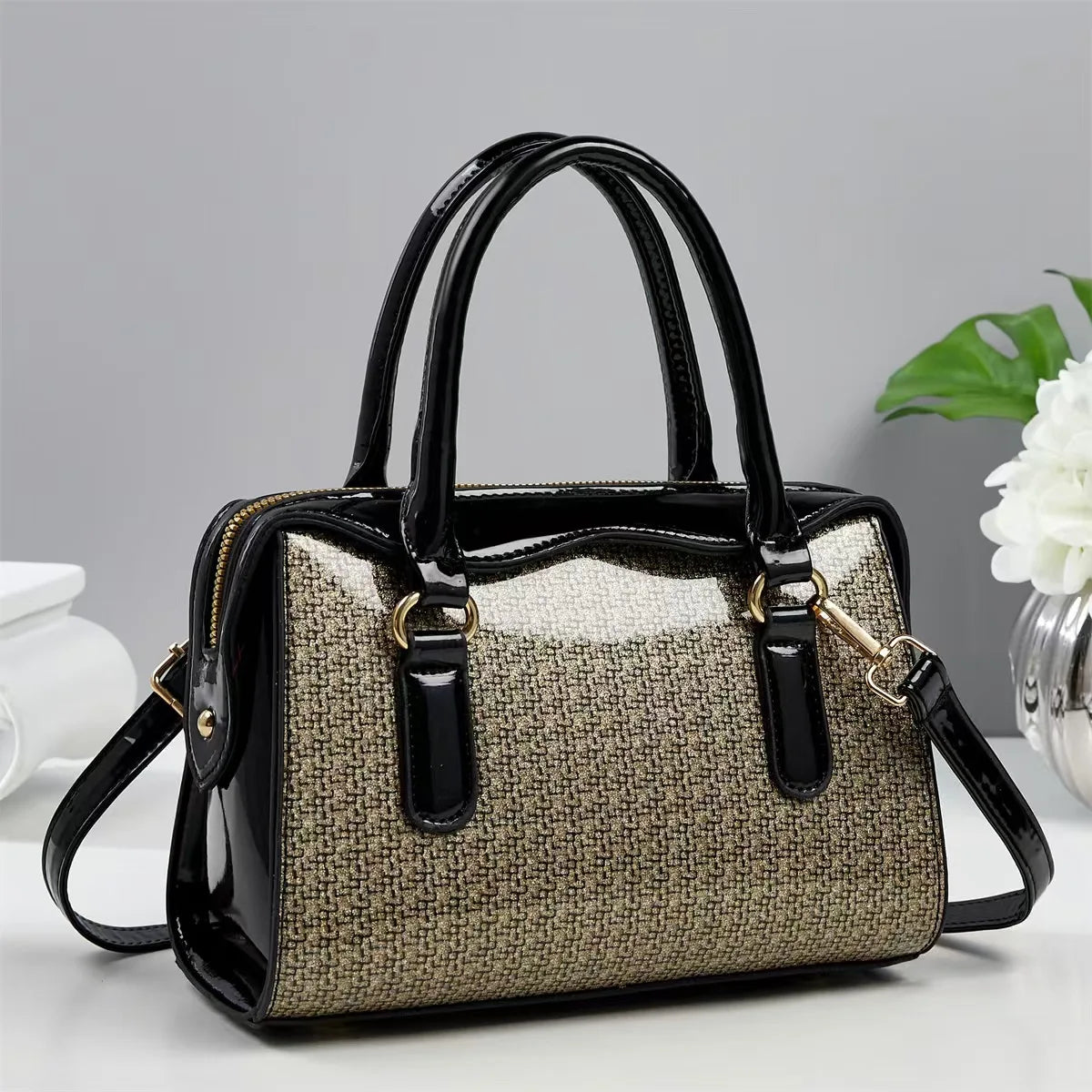 Große Damen Crossbody Tasche – Ein-Schulter PU Tote im Street Style | Weiche Quadratische Handtasche mit Reißverschluss Kaufschwan® Gold