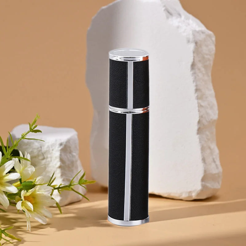 10ml Luxus Leder Glas Parfüm Sprayflasche – Tragbarer Nachfüllbarer Mini Atomizer | Reise-Parfüm Nachfüllbehälter Kaufschwan® Schwarz Silber