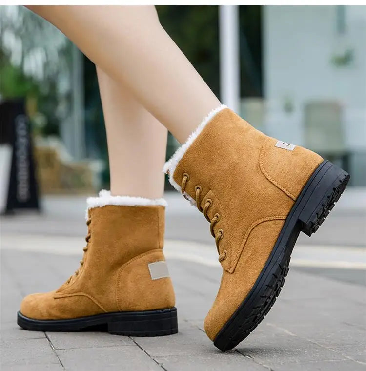 Damen Schneestiefel – Flache Plateau Winter Schuhe | Warme Kunstfell Gefütterte Plüsch Stiefel für Damen | Bequeme Winter Schuhe Kaufschwan®