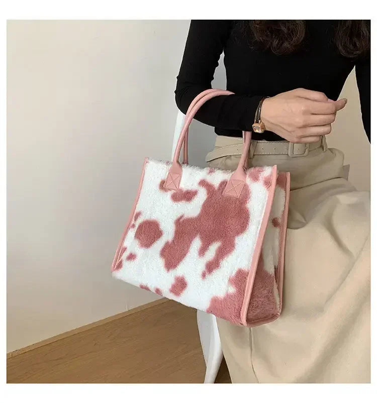 Damen Handtasche aus Weichem Plüsch – Winter Tote mit Leoparden- & Kuhmuster | Flauschige PU Leder Unterarm Schultertasche Kaufschwan®