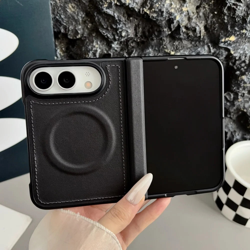 Luxuriöse Matte Lederhülle für iPhone Duo – Magnetische MagSafe-Kompatible Schutzhülle mit Kabellosem Laden und Stoßschutz Kaufschwan®