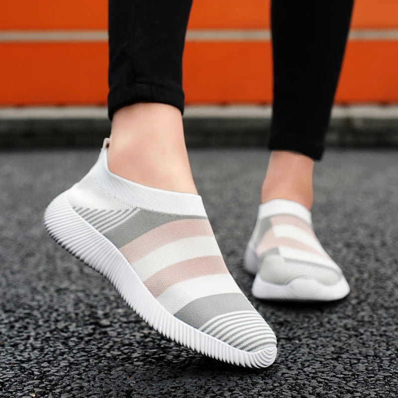 Damen Slip-On Sneaker – Hochwertige Freizeitschuhe | Bequeme Loafer für Spaziergänge | Übergrößen bis 44 Kaufschwan®