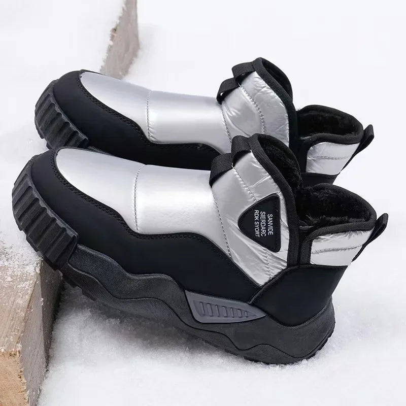 Gefütterte Herren Winterstiefel – Wasserdichte Hohe Schneestiefel mit Kunstfellfutter | Rutschfeste Warme Baumwollschuhe für Outdoor & Alltag Kaufschwan®