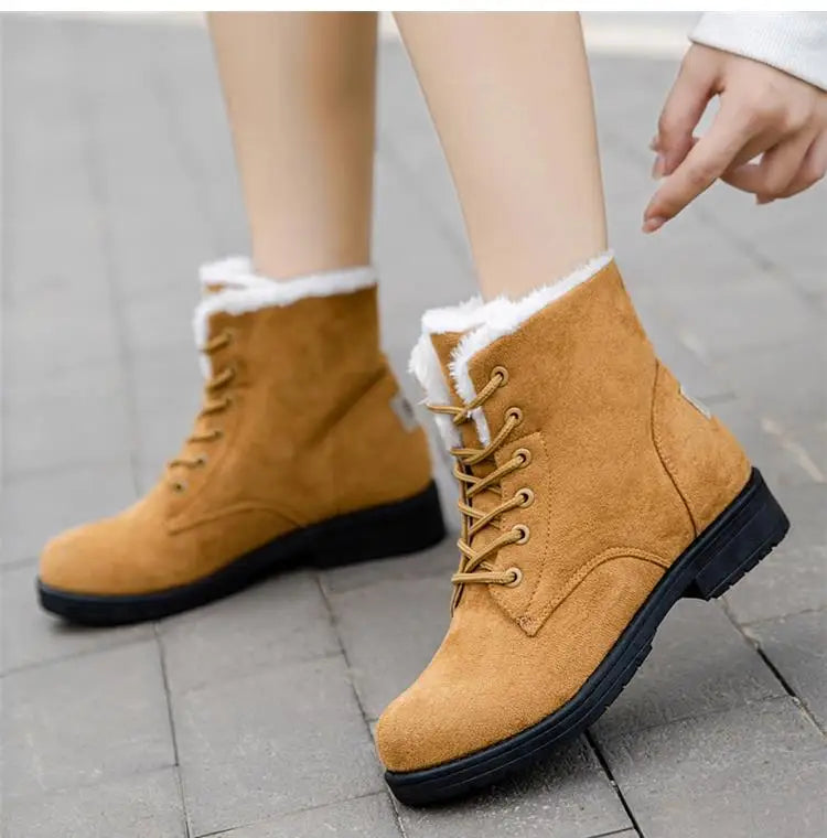 Damen Schneestiefel – Flache Plateau Winter Schuhe | Warme Kunstfell Gefütterte Plüsch Stiefel für Damen | Bequeme Winter Schuhe Kaufschwan®