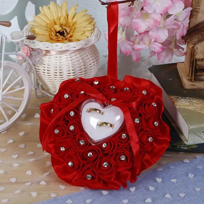Herz Ringkissen mit Perlen und Rosen – Romantischer Ringhalter für Hochzeiten Kaufschwan®