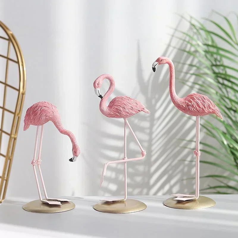 Kreative Flamingo Resin Figur – Cartoon Desktop Dekoration im INS Stil für Wohnzimmer und Schreibtisch Kaufschwan®