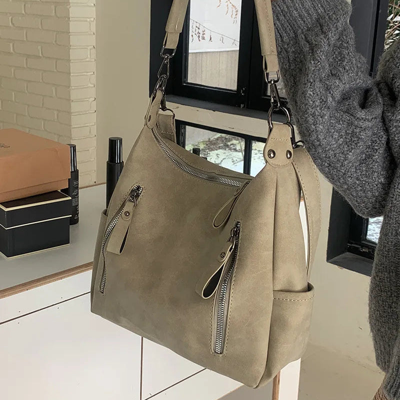 Damen Crossbody Tasche Luxus Designer – Schräge Umhängetasche & Schultertasche | Große Retro Hobo Tasche aus Mattem PU Leder Kaufschwan®