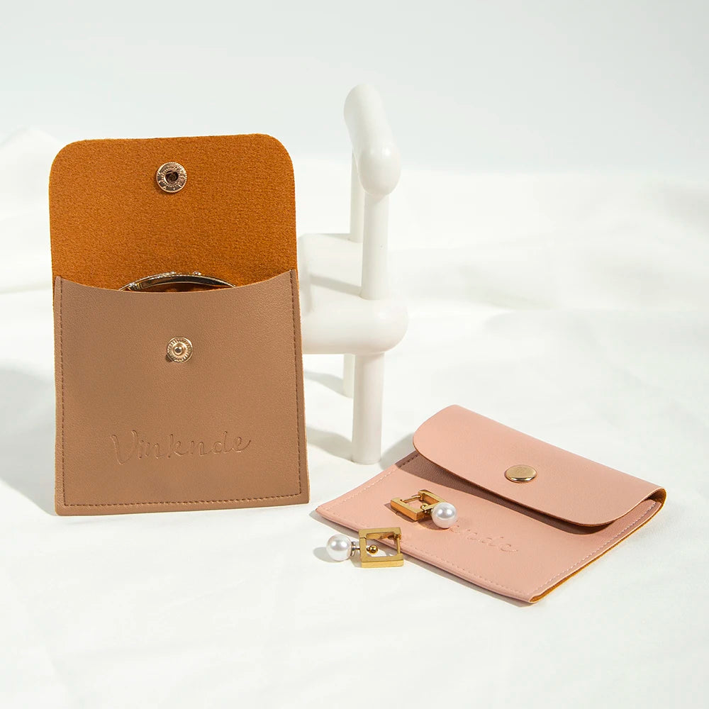 50 Stück Personalisierte PU-Leder Schmuckbeutel – Mit Druckknopfverschluss | Logo-Druck für Ohrringe, Ringe, Broschen & Geschenke Kaufschwan®