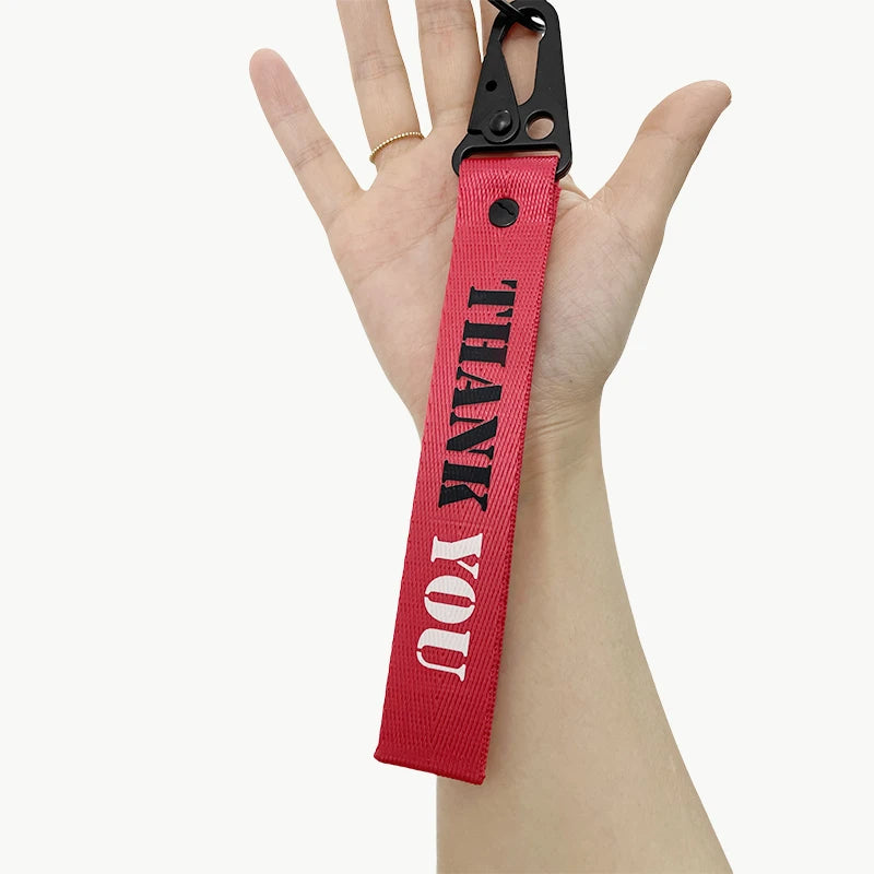 Personalisierter Schlüsselanhänger fürs Handgelenk – Mit eigenem Text oder Logo | Lanyard mit Clip für Auto & Motorrad, Unisex Design Kaufschwan®