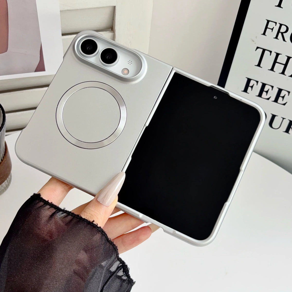 Ultradünne Metallisch Lackierte Magnetische Schutzhülle für iPhone Duo – MagSafe-Kompatible Stoßschützende Hart-PC-Hülle mit Angenehmer Oberfläche Kaufschwan®