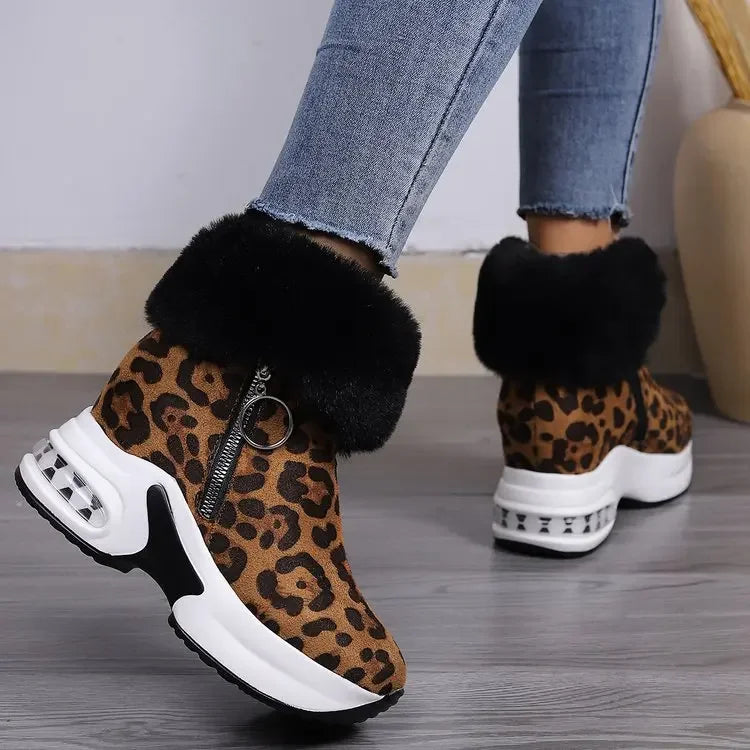 Damen Plateau Schneestiefel – Dicksohlige Winter Stiefeletten aus Kunst-Wildleder | Rutschfeste Knöchelstiefel mit Kunstfellfutter Größe 43 Kaufschwan®