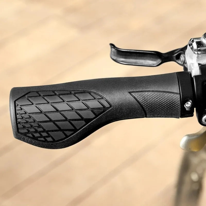 1 Paar Fahrrad Lenkergriffe – Stoßdämpfende Ergonomische Lock-On MTB Griffe für Mountainbikes & Rennräder Kaufschwan®