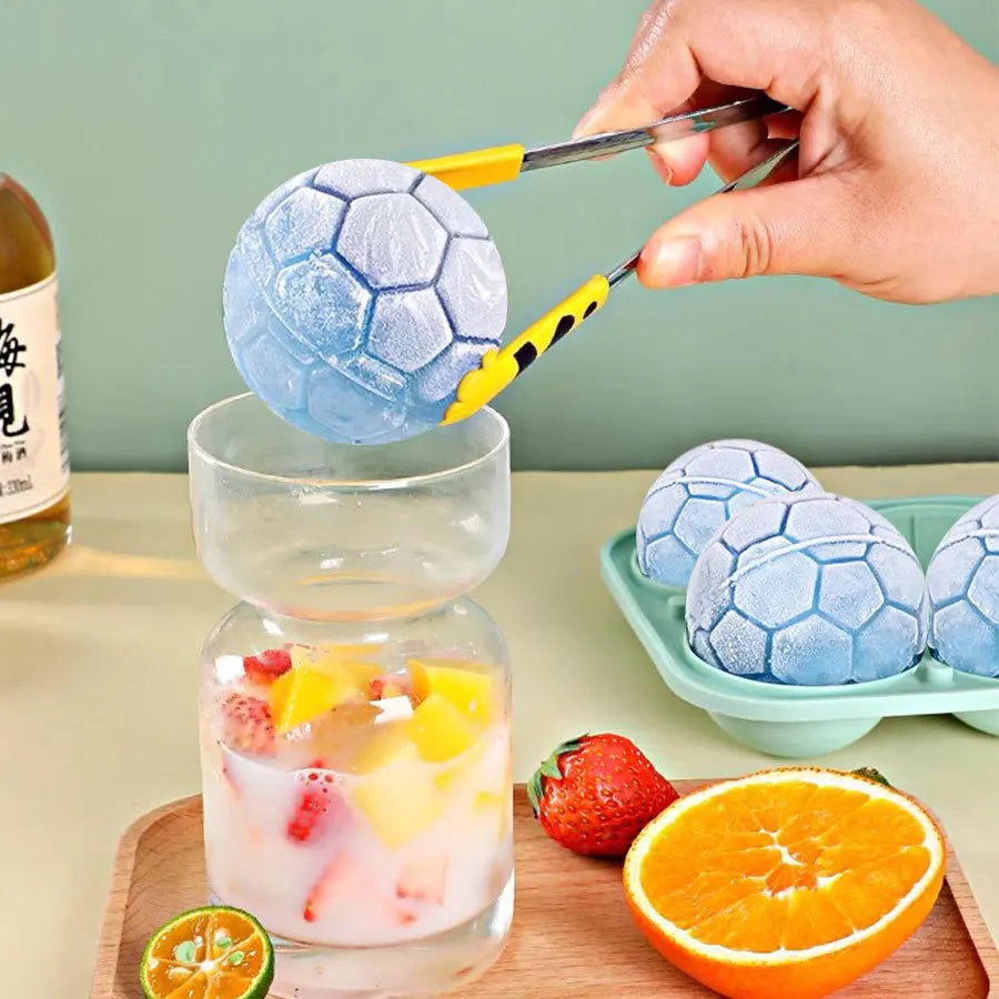 Silikon Fußball Eiswürfelform – Große Eiswürfel für Getränke & Bars Kaufschwan®