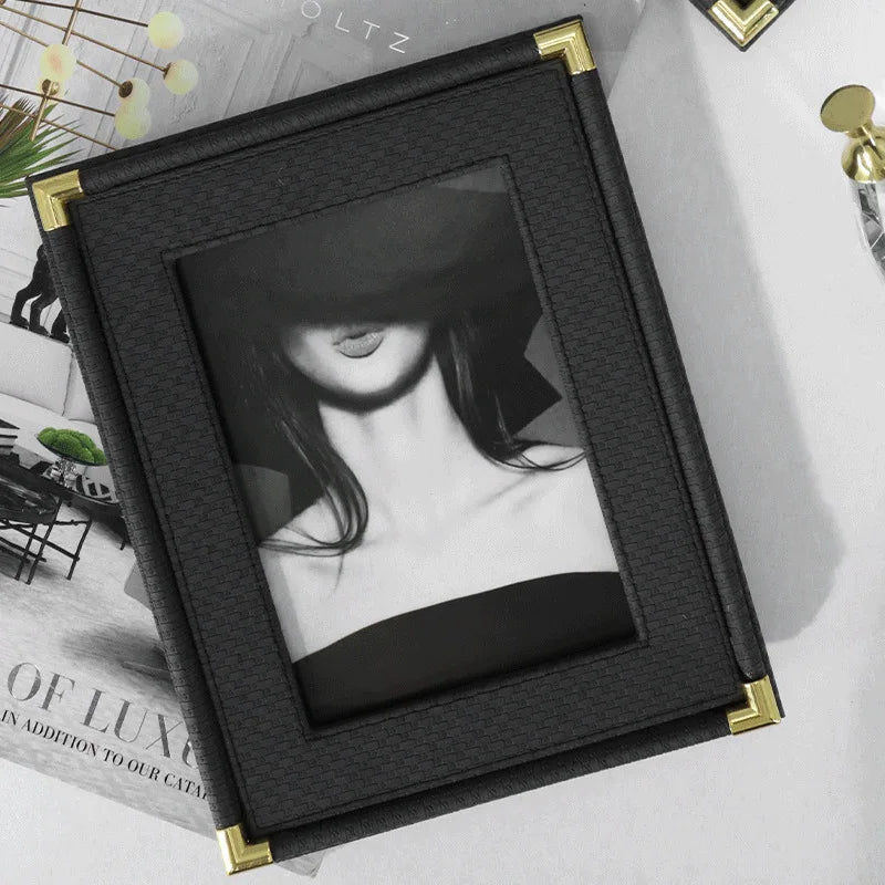 Minimalistischer Leder Bilderrahmen – Stilvoller Desktop Fotorahmen für Moderne Wohn Dekoration Kaufschwan®