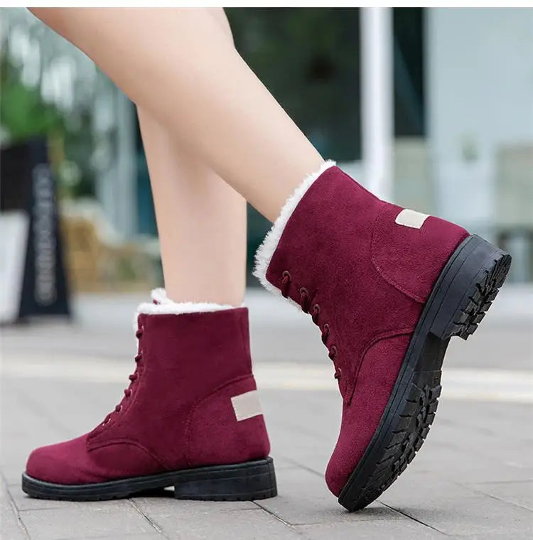 Damen Schneestiefel – Flache Plateau Winter Schuhe | Warme Kunstfell Gefütterte Plüsch Stiefel für Damen | Bequeme Winter Schuhe Kaufschwan®