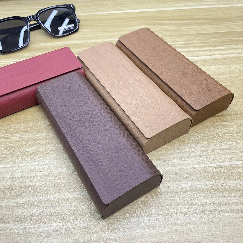 Brillenetui Holzoptik – Magnetischer Tragbarer Brillenbox mit Logo Option Kaufschwan®