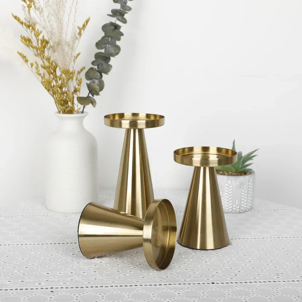 Goldener Kerzenhalter 3-in-1 Set – Luxuriöser Metall Kerzenständer für Stumpen- & Stabkerzen, Hochzeitsdeko & Valentinstag Geschenk Kaufschwan®