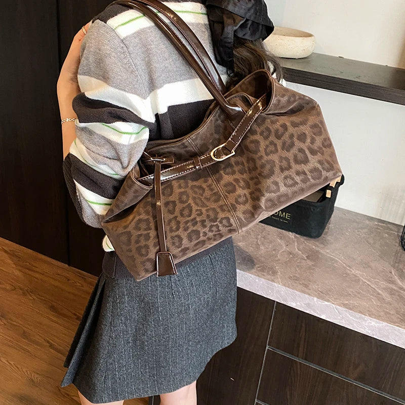 Leopard PU Leder Schultertasche für Damen – Luxus Designer Trend Tote | Handtasche mit Kurzem Griff & Damen Geldbörse Kaufschwan®
