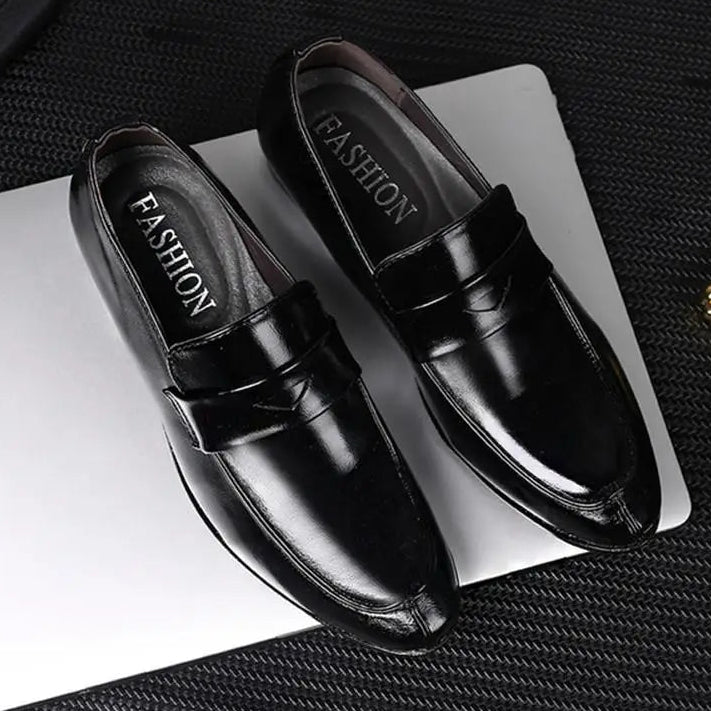 Herren Business-Loafer mit Spitze – Elegante Slip-On Lederschuhe | Formelle Freizeitschuhe Kaufschwan® Schwarz 38
