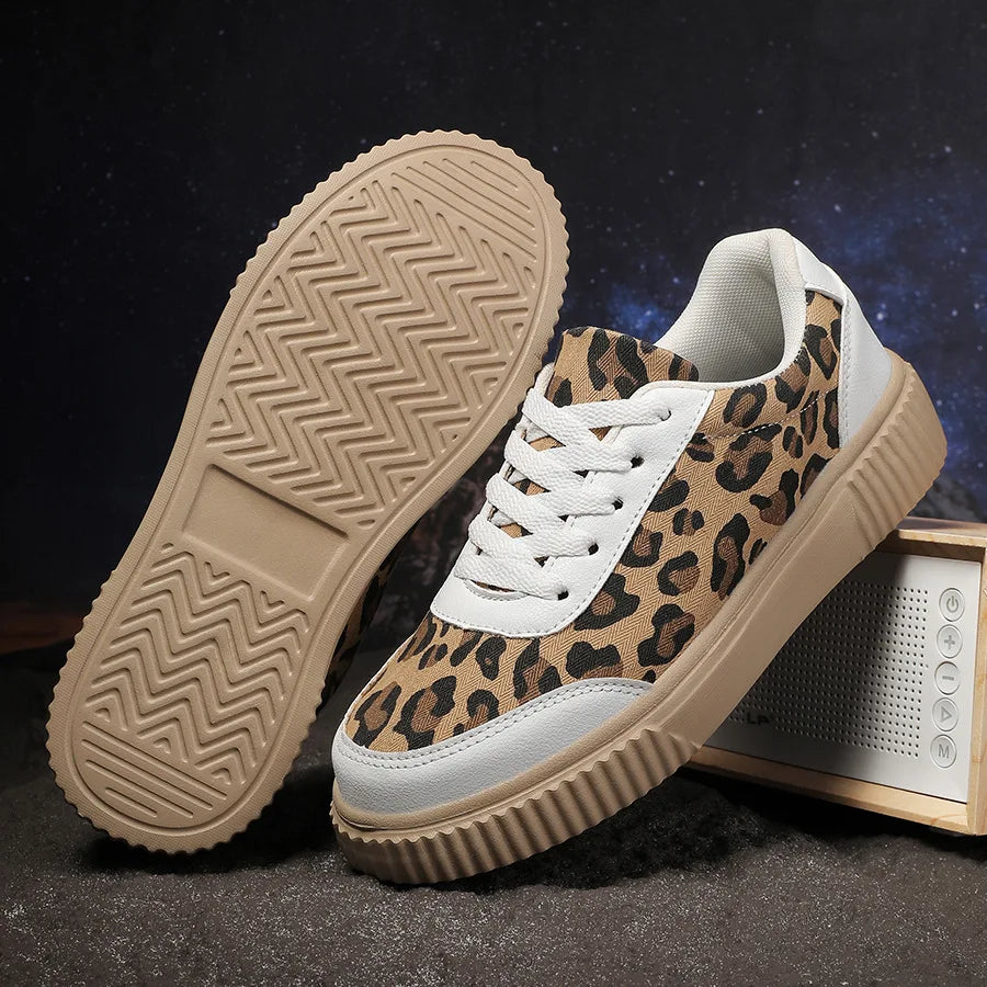 Damen Sneaker mit Leopardenmuster – Retro Chunky Casual Schuhe | Bequemes Flach-Design & Vielseitige Mode Kaufschwan®