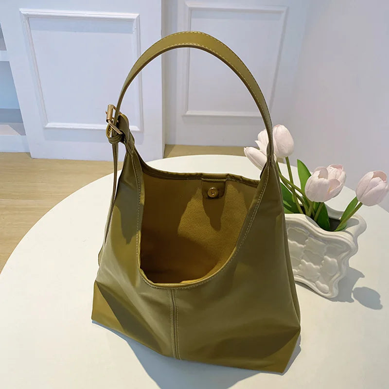 Große Damen Tote Tasche für Eine Schulter – Lässige & Vielseitige Crossbody Handtasche | Modische Schlichte City Tasche