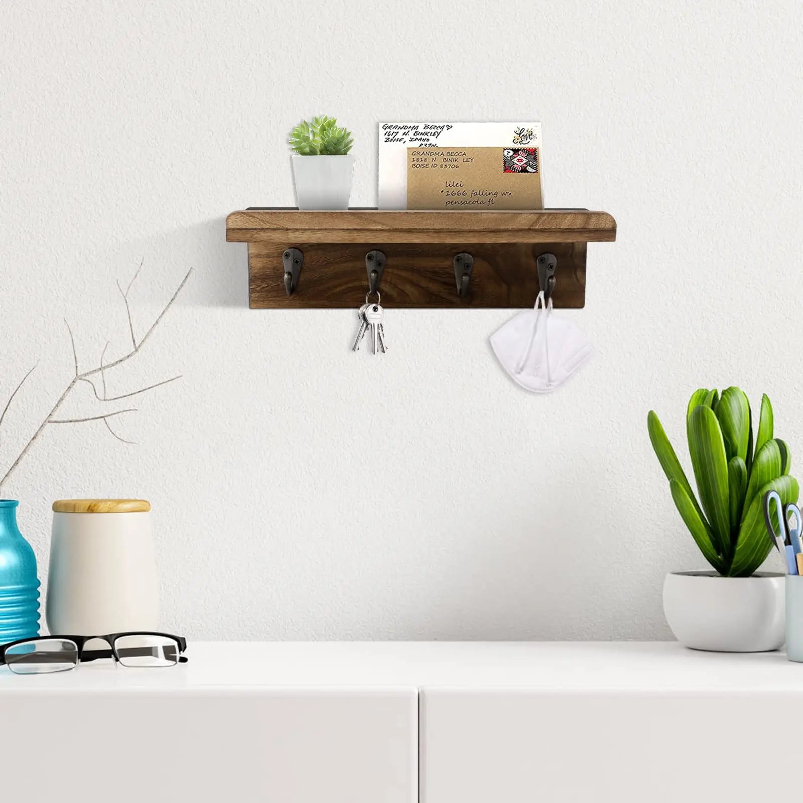 Rustikaler Holz Schlüsselhalter für die Wand – Landhausstil Wandregal | Wandmontierter Organizer mit 4 Metallhaken für Schlüssel & Deko Kaufschwan®
