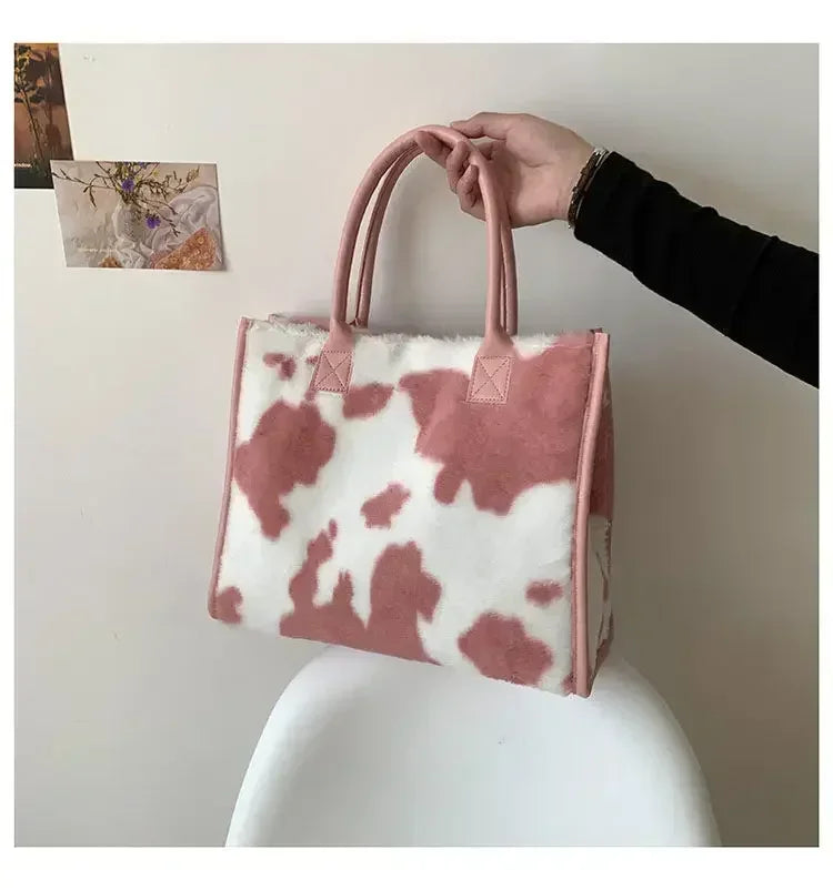 Damen Handtasche aus Weichem Plüsch – Winter Tote mit Leoparden- & Kuhmuster | Flauschige PU Leder Unterarm Schultertasche Kaufschwan®