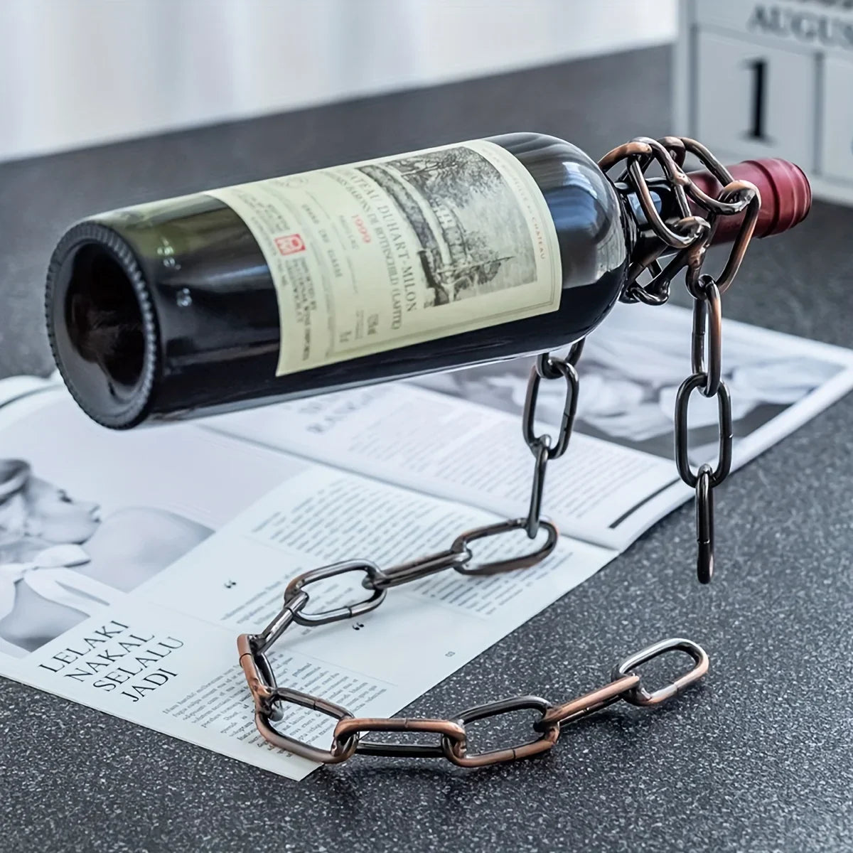 Eisenketten Weinflaschenhalter – Kreativer Schwebender Flaschenständer | Küchen- & Tischdekoration für Weinliebhaber Kaufschwan®