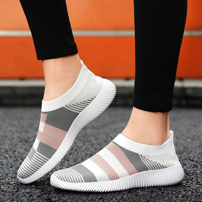 Damen Slip-On Sneaker – Hochwertige Freizeitschuhe | Bequeme Loafer für Spaziergänge | Übergrößen bis 44 Kaufschwan®