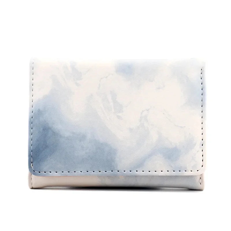 Damen Faltbare Kurzgeldbörse – Einfaches Tri-Fold Design | PU Leder Mini Geldtasche mit Kartenfächern & Münzfach für Studentinnen Kaufschwan® Hellblau