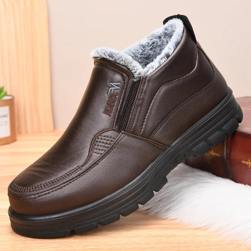 Herren Winterstiefel aus Leder – Wasserdicht & Rutschfest | Gefütterte Warme Baumwoll-Stiefeletten für Arbeit & Outdoor Kaufschwan®