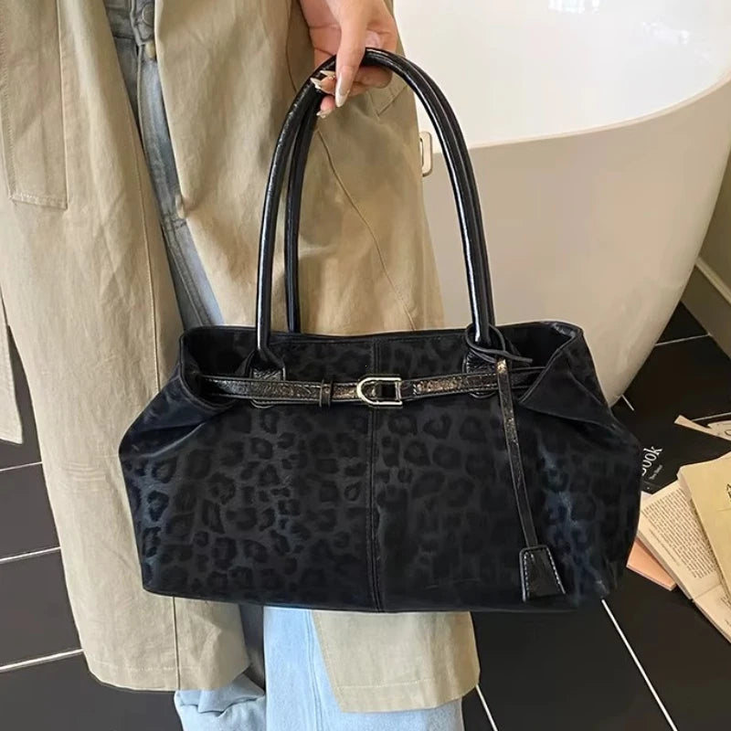 Leopard PU Leder Schultertasche für Damen – Luxus Designer Trend Tote | Handtasche mit Kurzem Griff & Damen Geldbörse Kaufschwan®