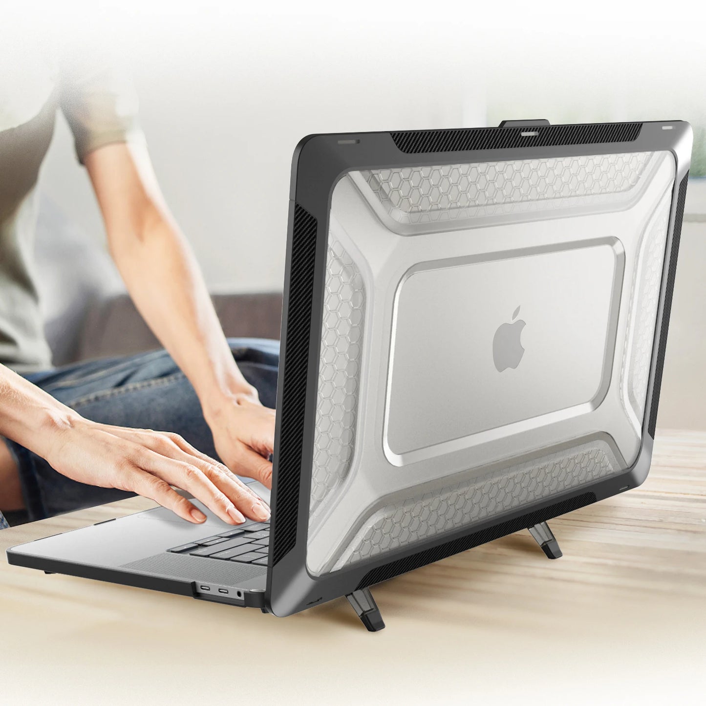 Outdoor Laptop Hülle für MacBook Air & Pro – Schlanke Stoßfeste Hartschalen Schutzhülle Kaufschwan®