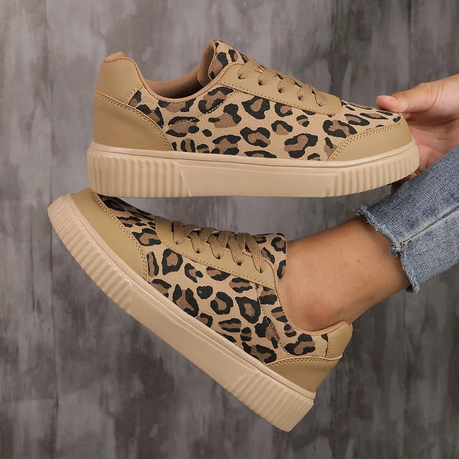 Damen Sneaker mit Leopardenmuster – Retro Chunky Casual Schuhe | Bequemes Flach-Design & Vielseitige Mode Kaufschwan®