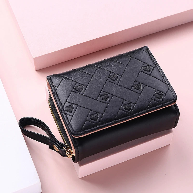 Damen Tri-Fold Kurzgeldbörse – PU Leder Kartenetui | „Love“-Stickerei im Koreanischen Minimalistischen Stil Kaufschwan® Schwarz