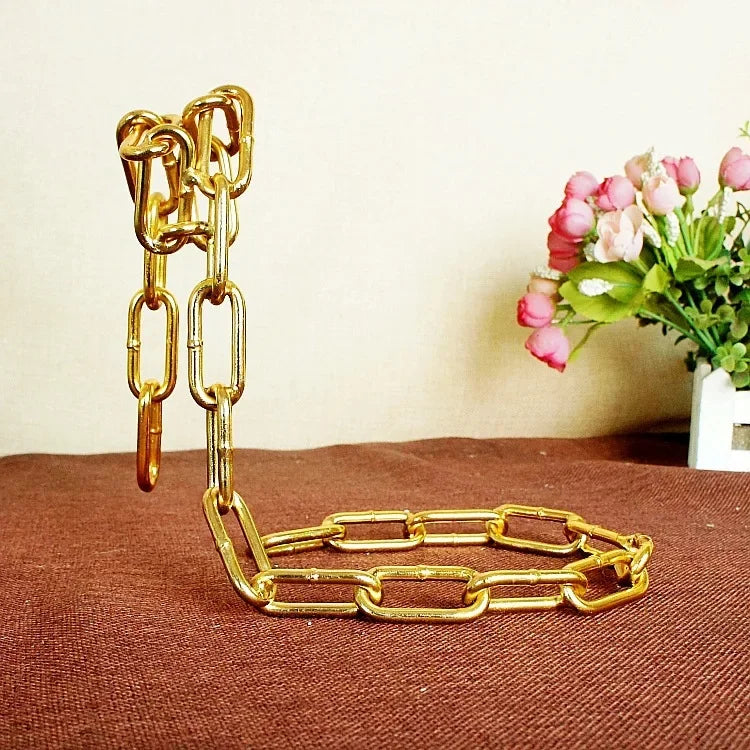 Eisenketten Weinflaschenhalter – Kreativer Schwebender Flaschenständer | Küchen- & Tischdekoration für Weinliebhaber Kaufschwan® Gold