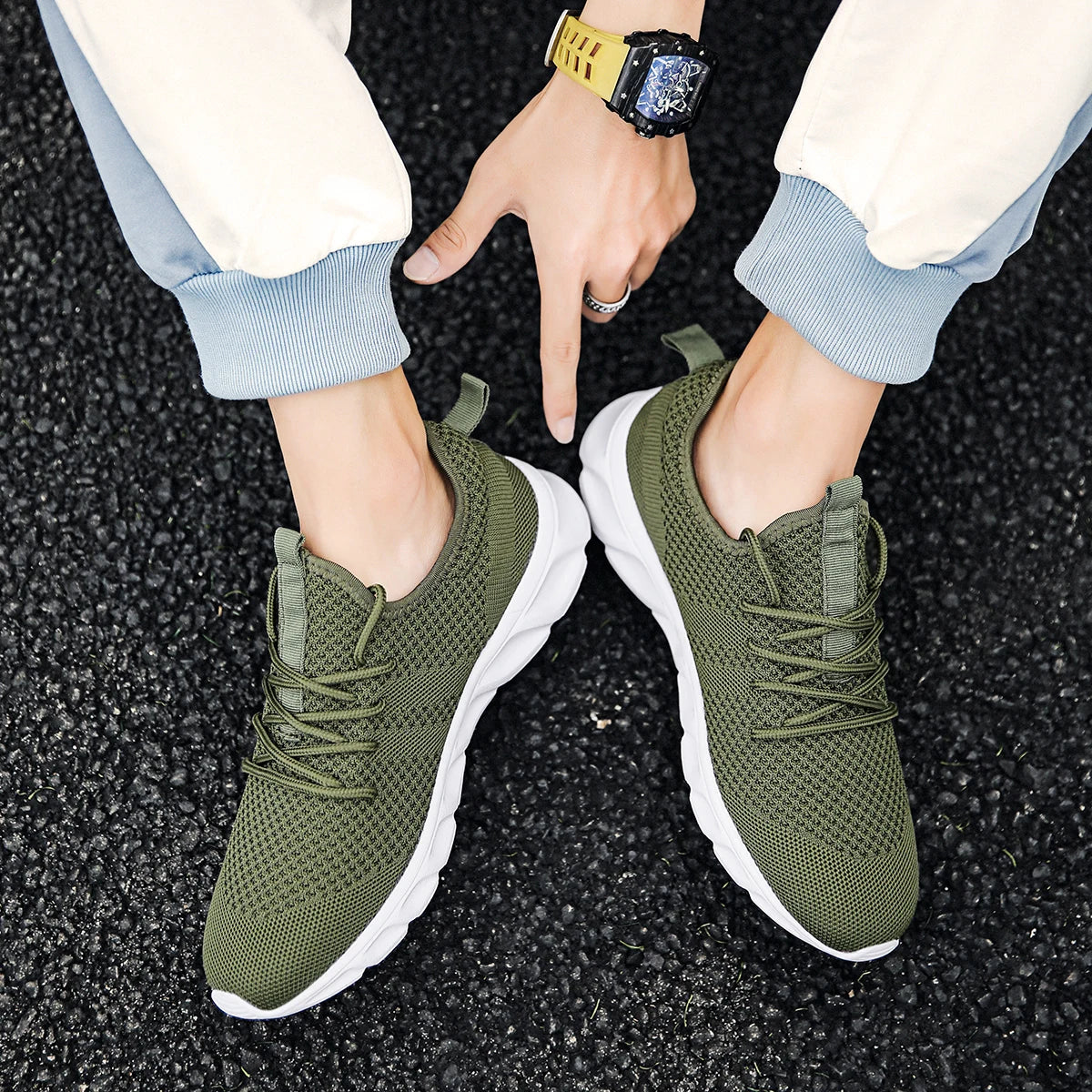 Leichte Herren Sneaker – Leichte & Atmungsaktive Sommer Sportschuhe | Bequeme Herren Schuhe