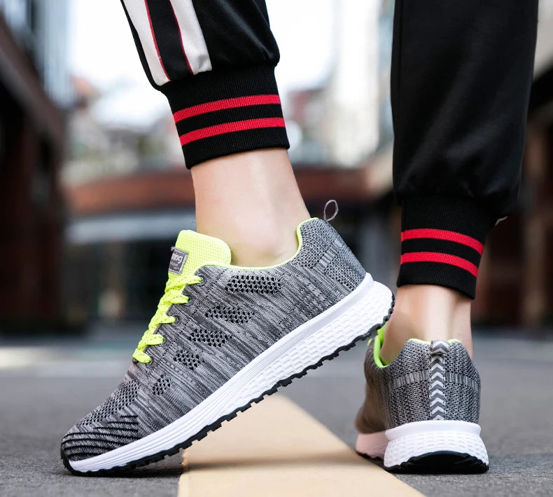 Damen Sneaker – Modische Flache Schuhe mit Plateau-Optik | Bequeme Alltagsschuhe in Übergrößen Kaufschwan®