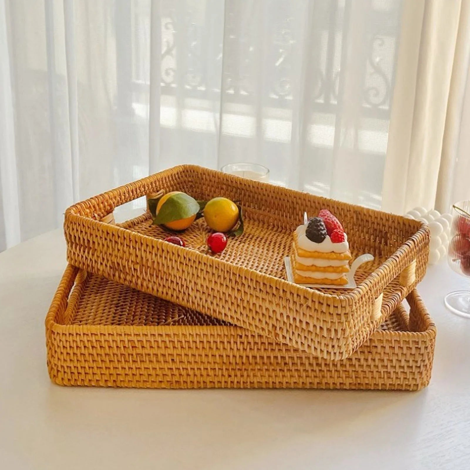 Geflochtenes Rattan Serviertablett – Großes Aufbewahrungs-Tablett im Landhausstil für Obst & Desserts Kaufschwan®