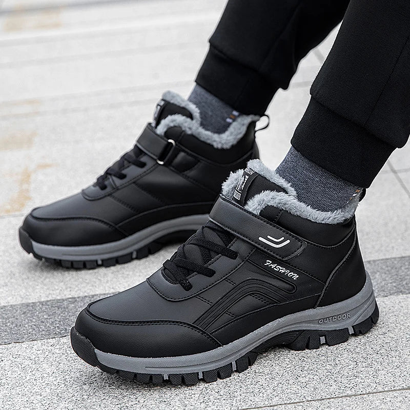 Herren Winterstiefel – Wasserdichte PU-Leder Schneestiefel | Gefütterte Rutschfeste Hohe Arbeits- & Freizeitschuhe Kaufschwan®