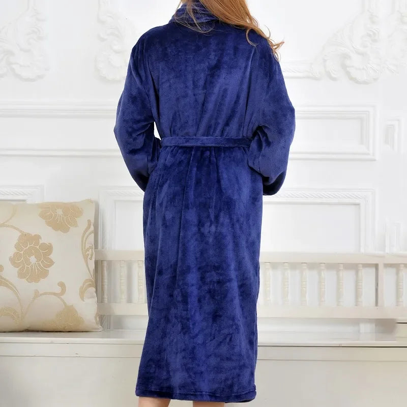Langer Winter-Bademantel aus Korallenvlies – Dicker Warmer Flanell-Morgenmantel im Kimono-Stil für Zuhause