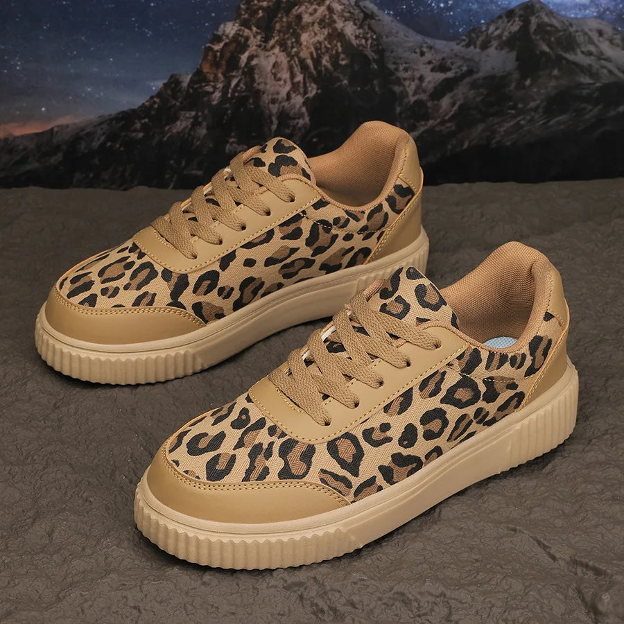 Damen Sneaker mit Leopardenmuster – Retro Chunky Casual Schuhe | Bequemes Flach-Design & Vielseitige Mode Kaufschwan®