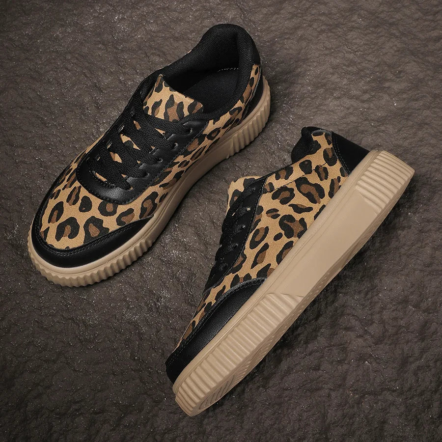 Damen Sneaker mit Leopardenmuster – Retro Chunky Casual Schuhe | Bequemes Flach-Design & Vielseitige Mode Kaufschwan®